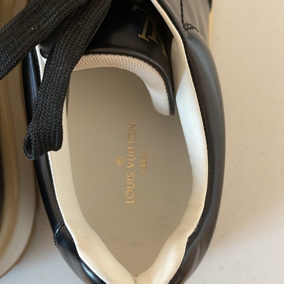 Louis Vuitton Absesses Sneaker monogram flower gold metallic detail - Picture 8 of 16